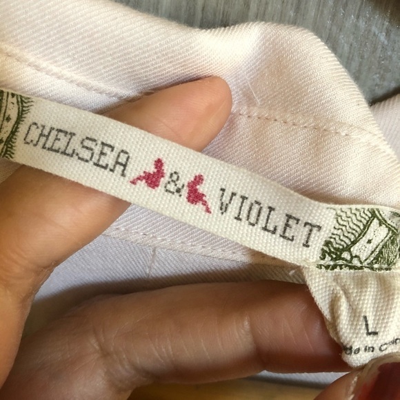 Blush pink button down shirt Size Large - Picture 8 of 8